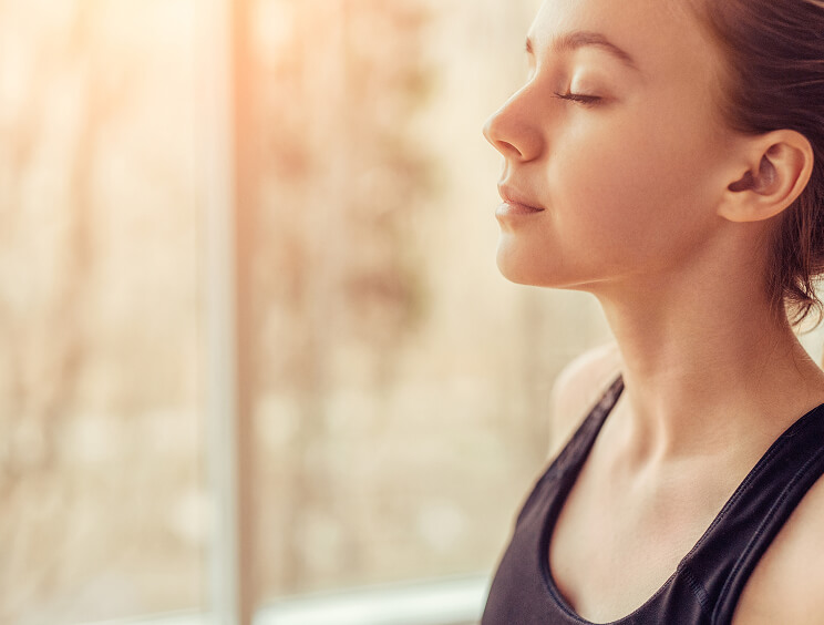 mindfulness-el-poder-del-aqui-y-el-ahora-3-formas-sencillas-de-empezar-a-practicarlo-blog-elbire-arana-psicologia